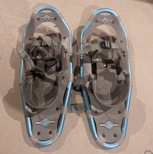 L.L. Bean snowshoes 22"